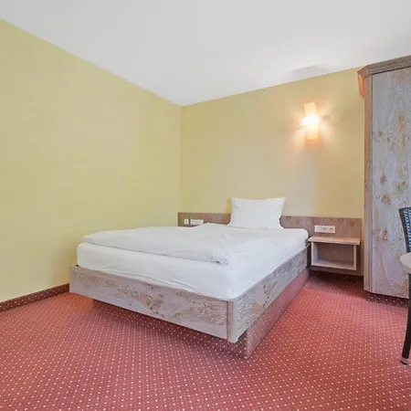 Apartamento Schwarzwaldapartment Nr 29 30qm Doppelbett 140cm Rustikal *